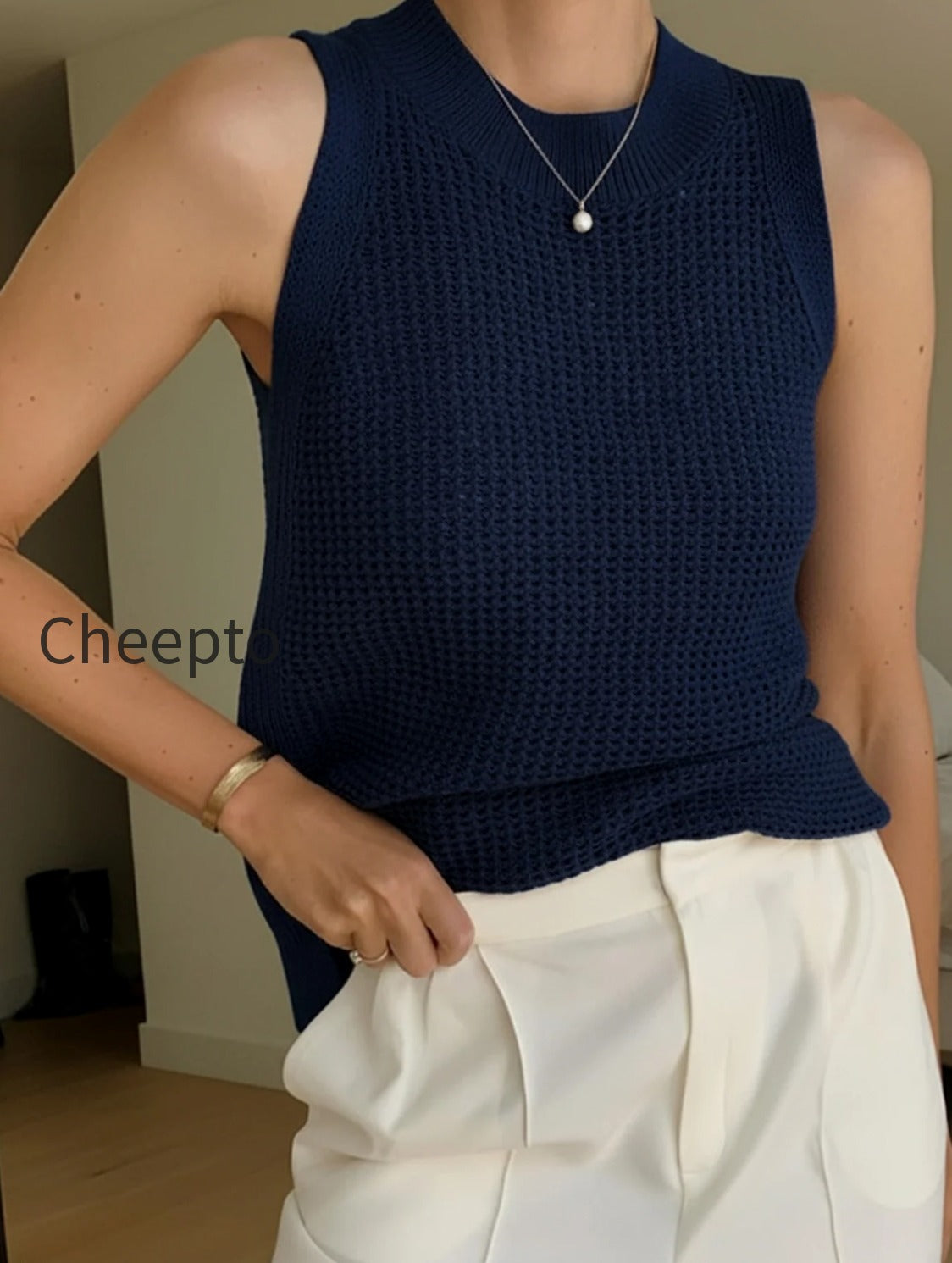 knit-hollow-solid-tank-top