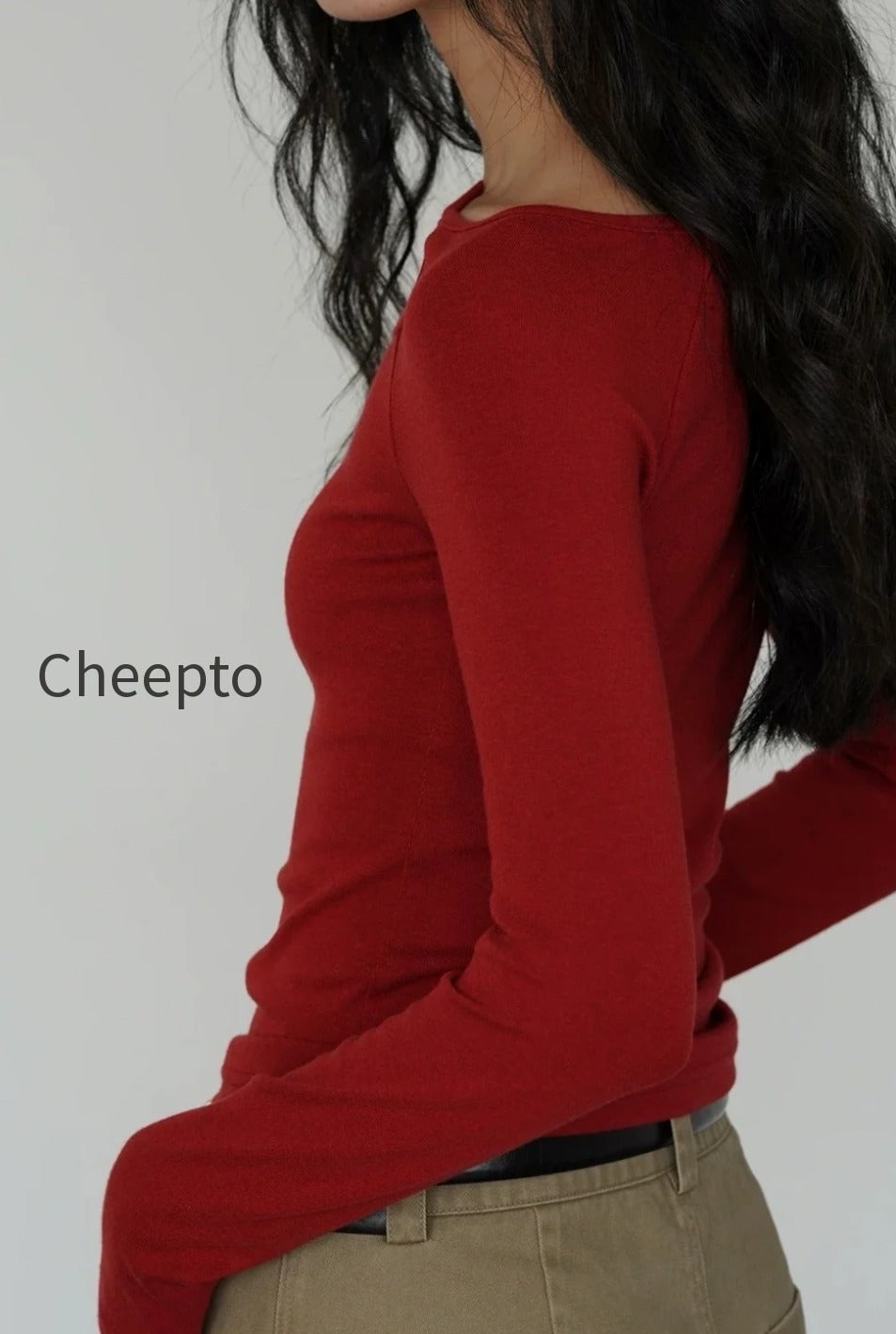 side-cutout-slim-long-sleeve-crop-top