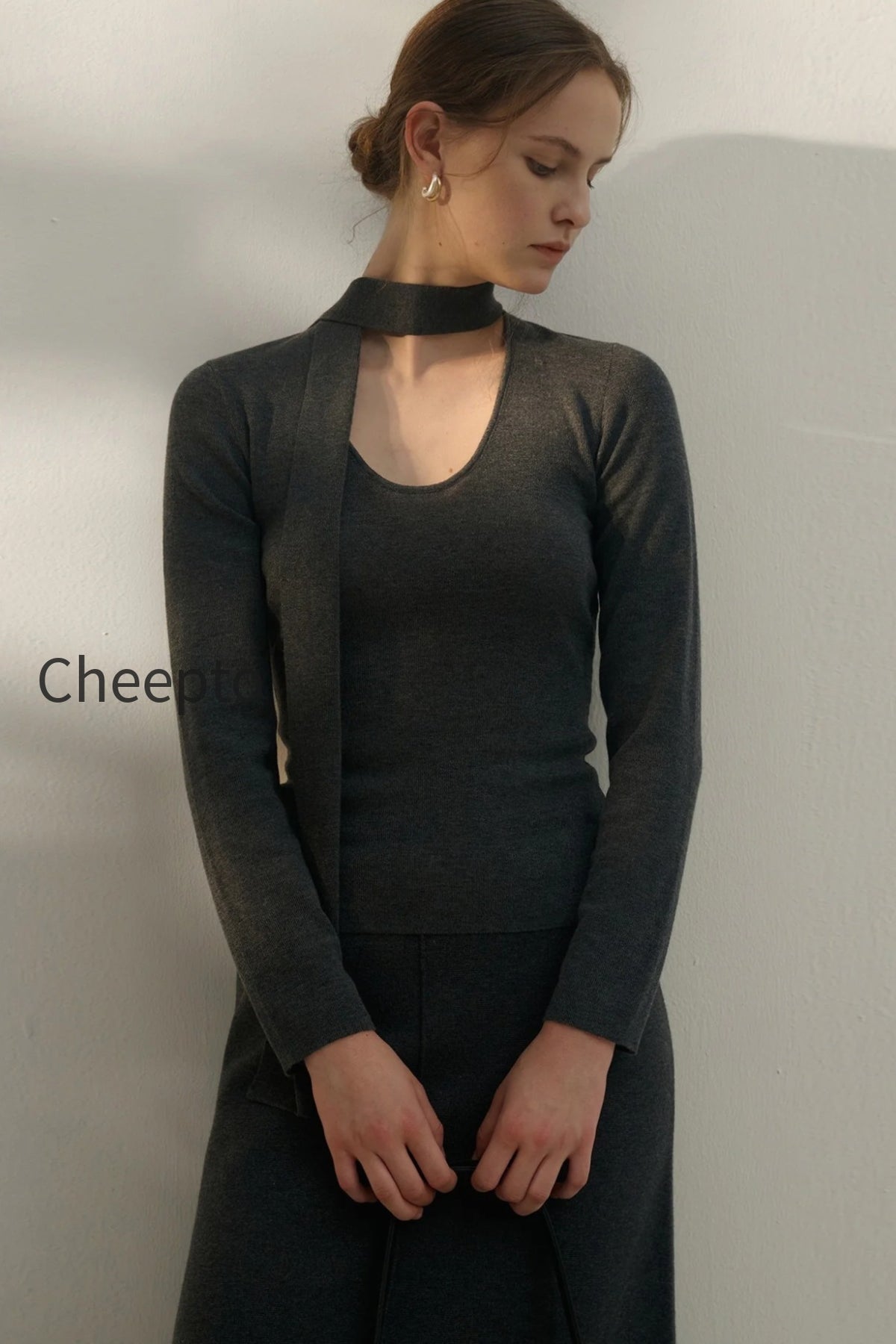 tie-detail-u-neck-wool-knit-top
